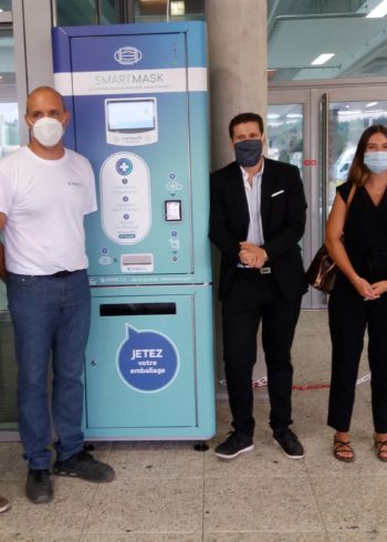 Le premier distributeur sans contact de masques de protection est 100% français !